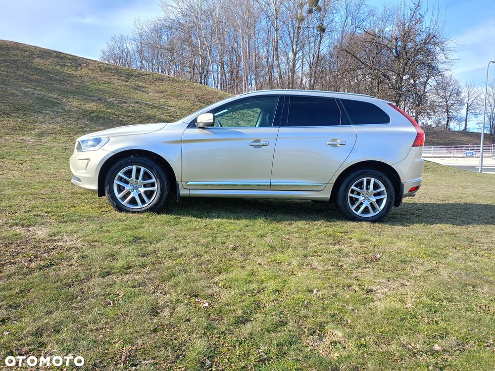 Volvo XC 60 D3 Drive-E Momentum - 6