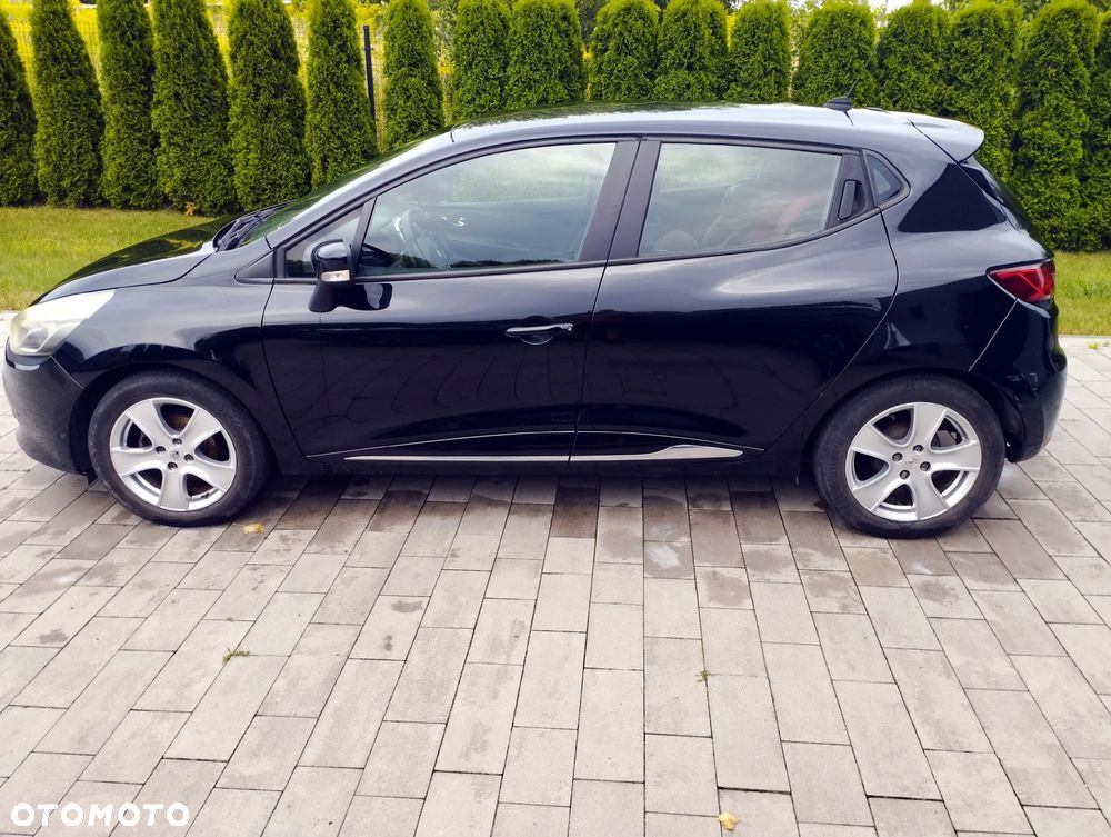 Renault Clio 1.2 16V Expression - 8
