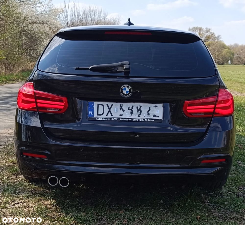 BMW Seria 3 320d - 4