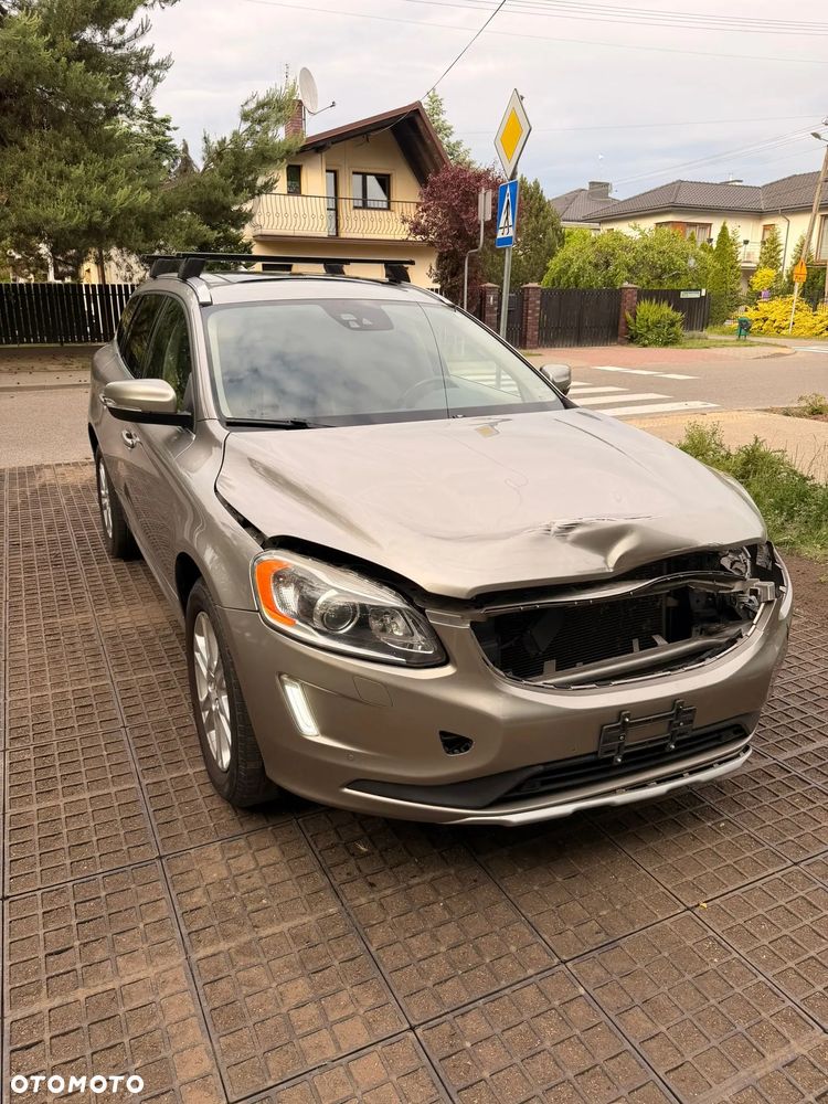 Volvo XC 60 - 1