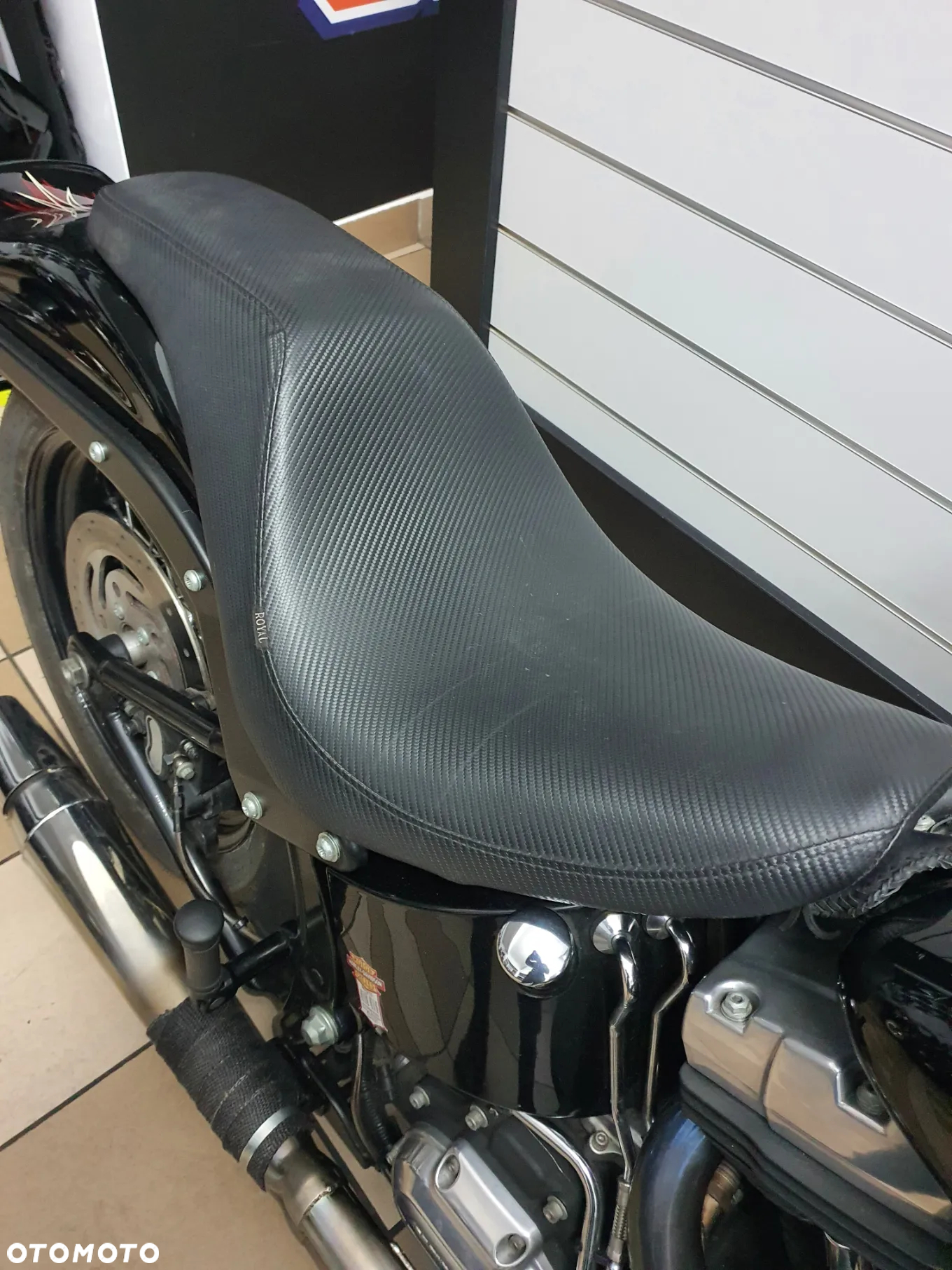 Harley-Davidson Softail Cross Bones - 11