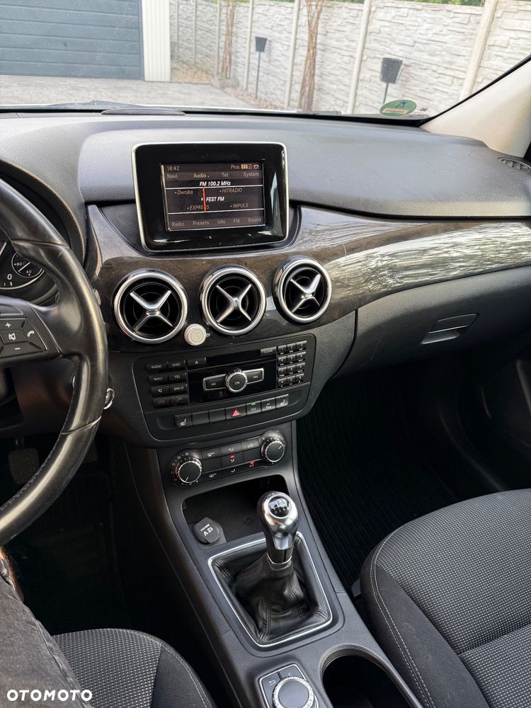 Mercedes-Benz Klasa B 180 CDI (BlueEFFICIENCY) - 11