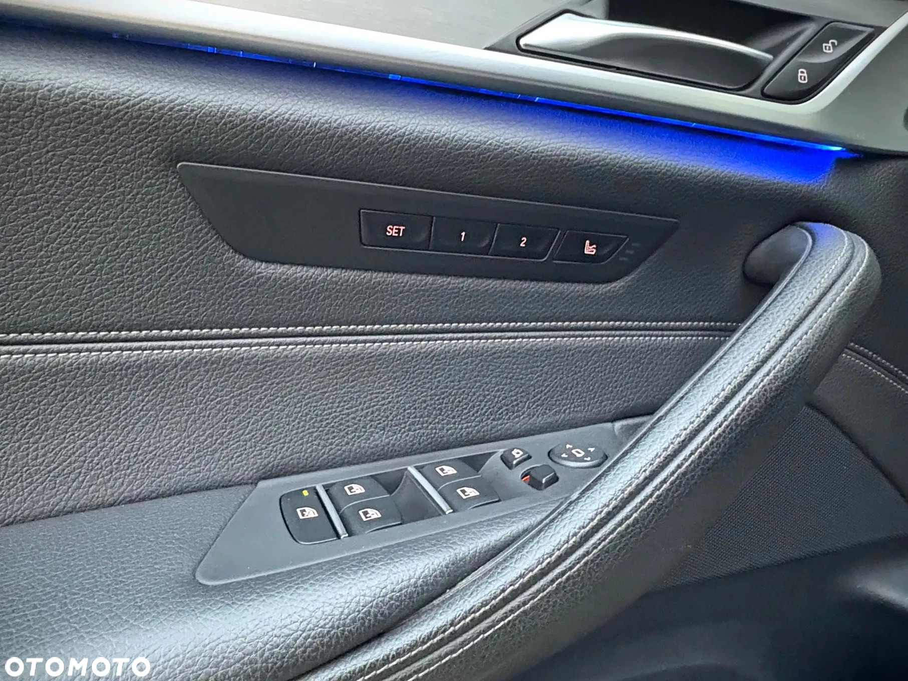BMW Seria 5 530i xDrive Luxury Line sport - 12