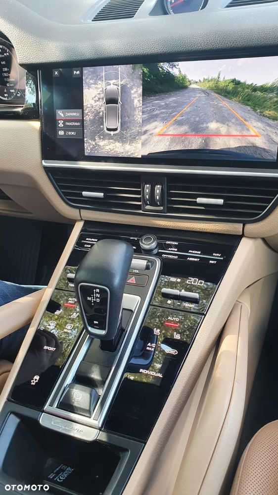 Porsche Cayenne Tiptronic S - 13