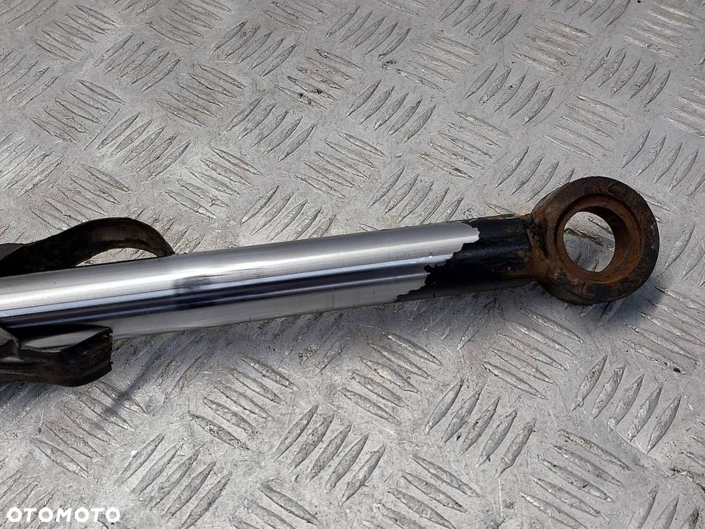 SIŁOWNIK WYWROTU KABINY PREMIUM  5010228865 - 4