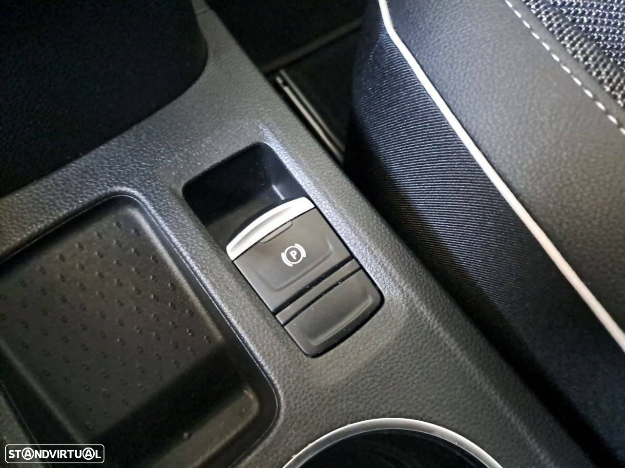 Renault Captur 1.5 dCi Exclusive - 19