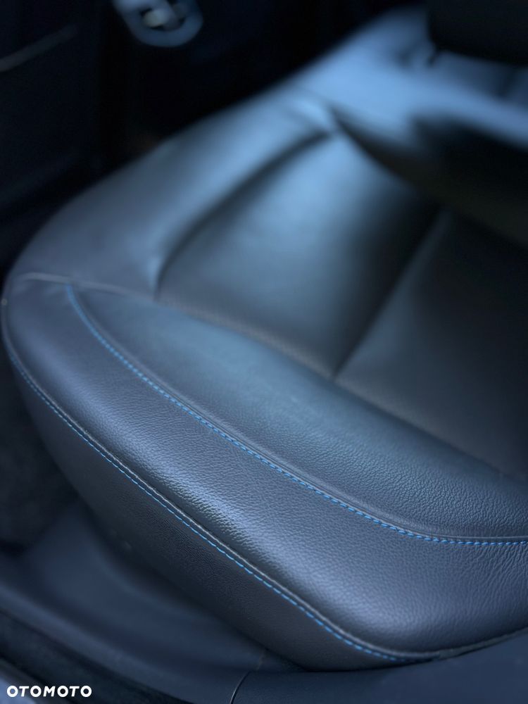 Hyundai IONIQ Hybrid Premium - 23