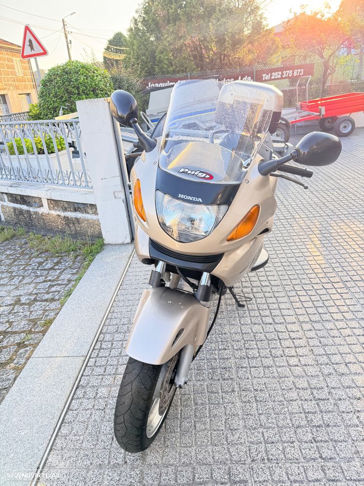 Honda Deauville NT 650 - 4
