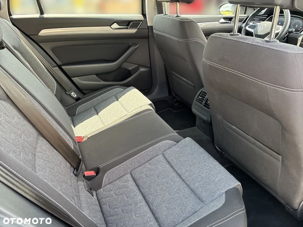 Volkswagen Passat 2.0 TDI EVO Business DSG - 14