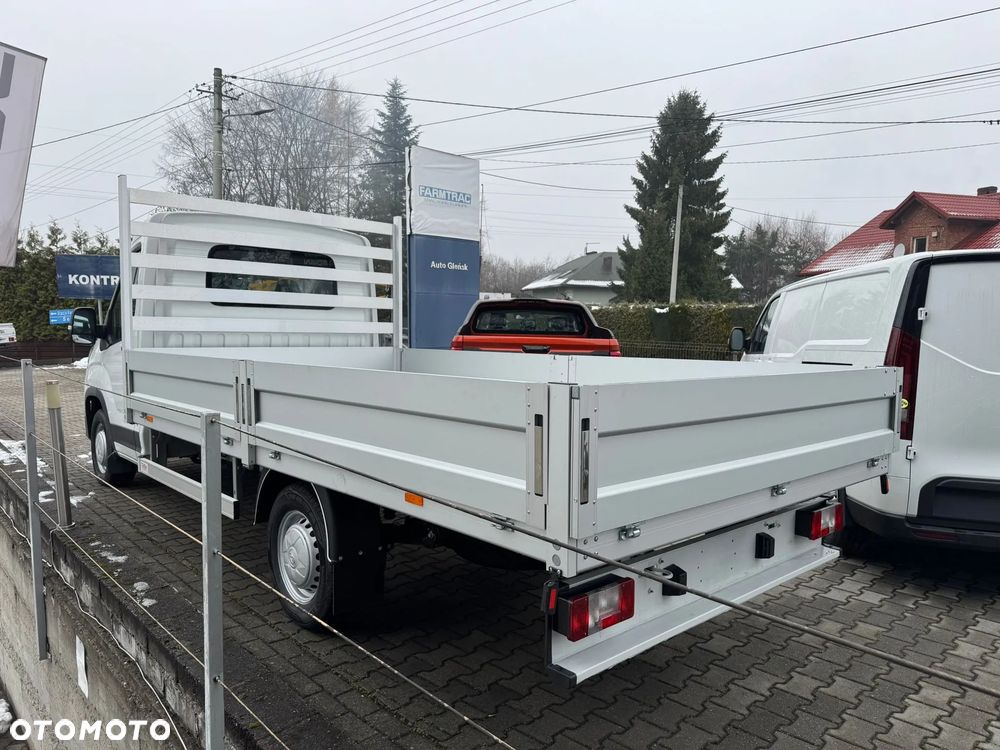 Maxus Deliver 9 - 28