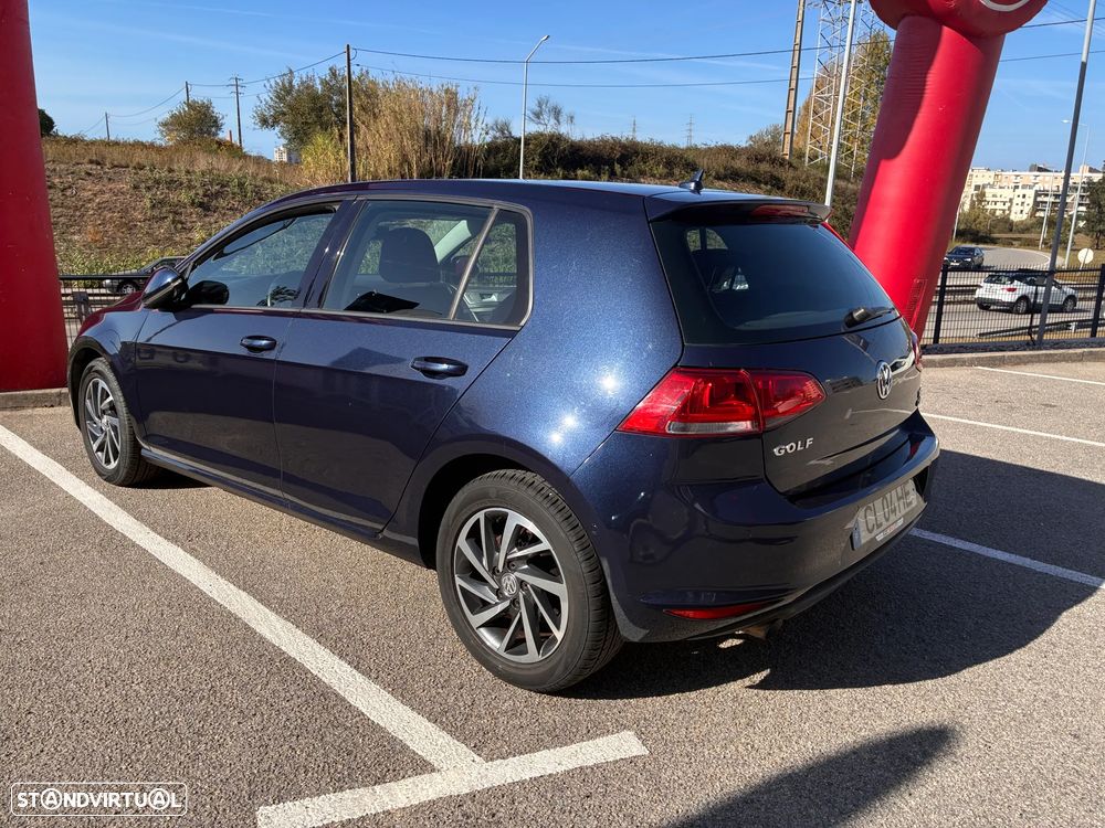 VW Golf - 5