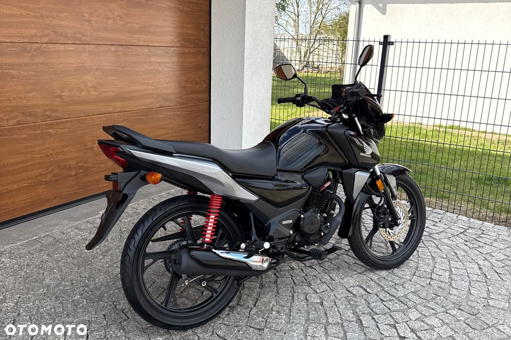 Honda CBF - 3