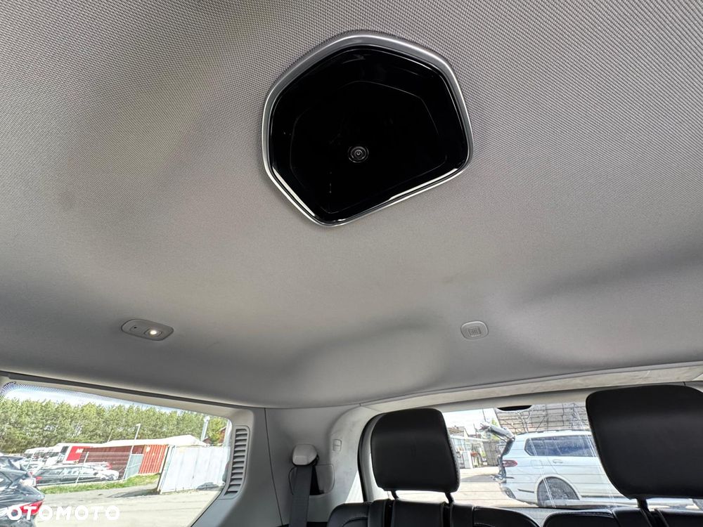 Jeep Grand Cherokee - 27