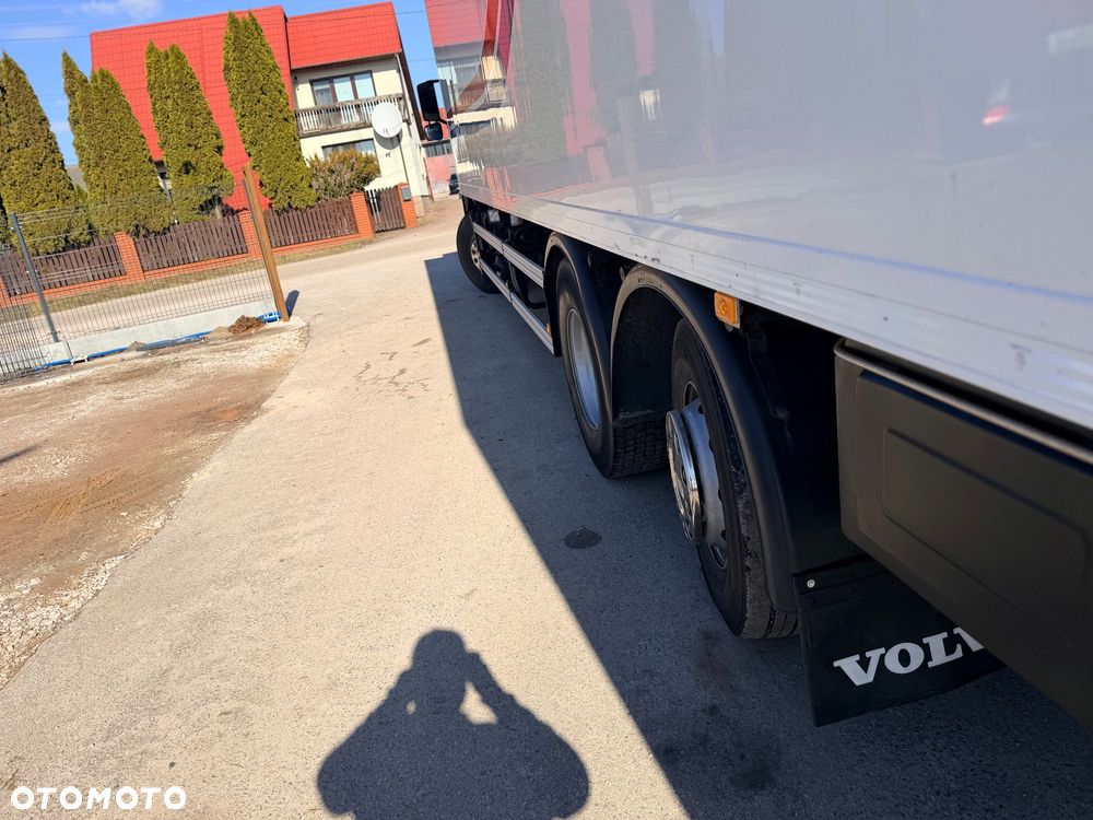 Volvo FM 330/ACC/ Euro6 /CHŁODNIA / DŁUGOŚĆ 12M /24 EURO PALET/ - 10
