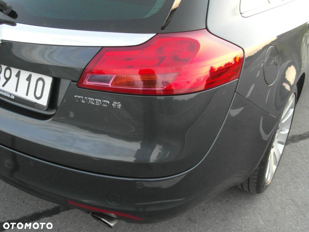 Opel Insignia 2.0 T Cosmo 4x4 - 9