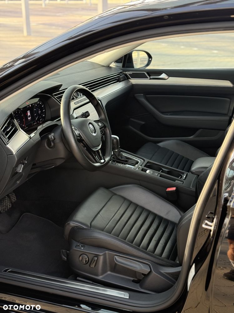 Volkswagen Passat 2.0 TSI 4Mot Elegance DSG - 26