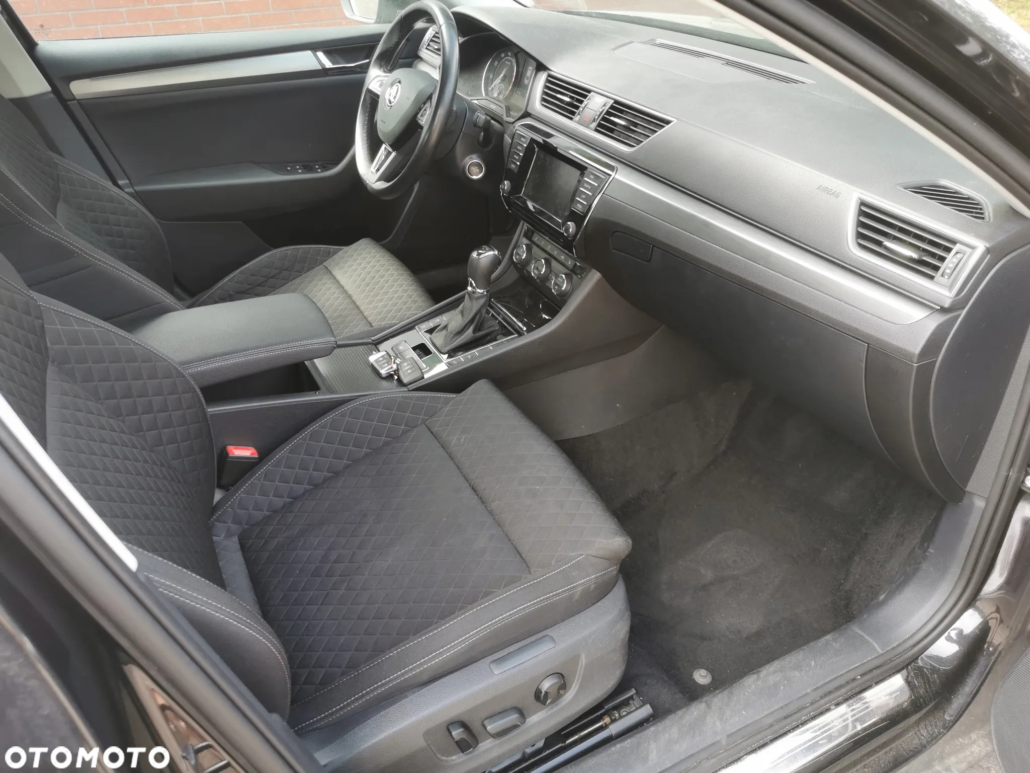 Skoda Superb 1.8 TSI Ambition DSG - 7