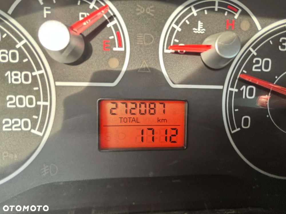 Fiat Punto - 4
