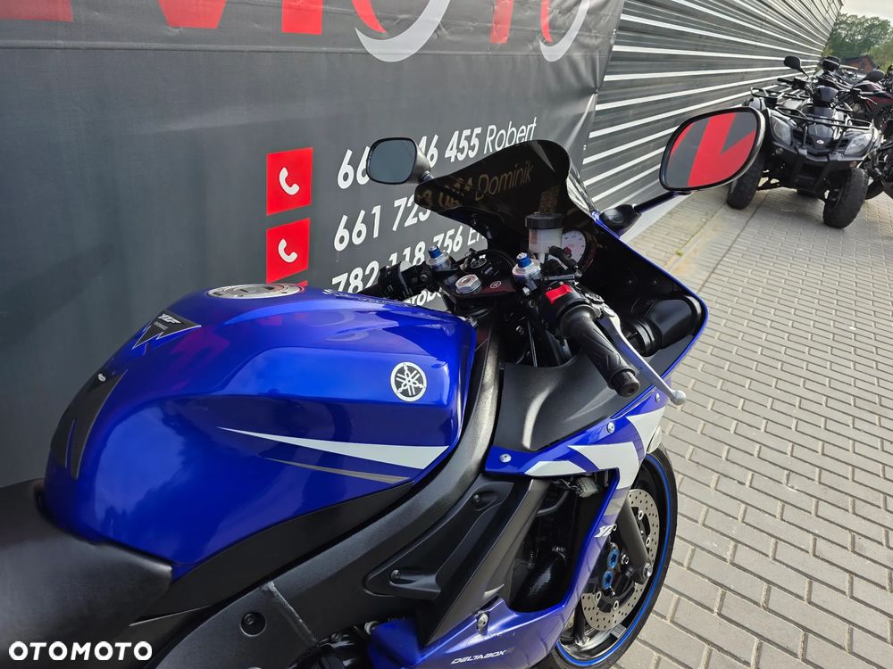 Yamaha R6 - 11