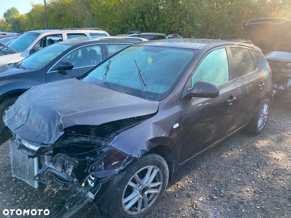 227 / Hyundai I30 / Na części / - 5