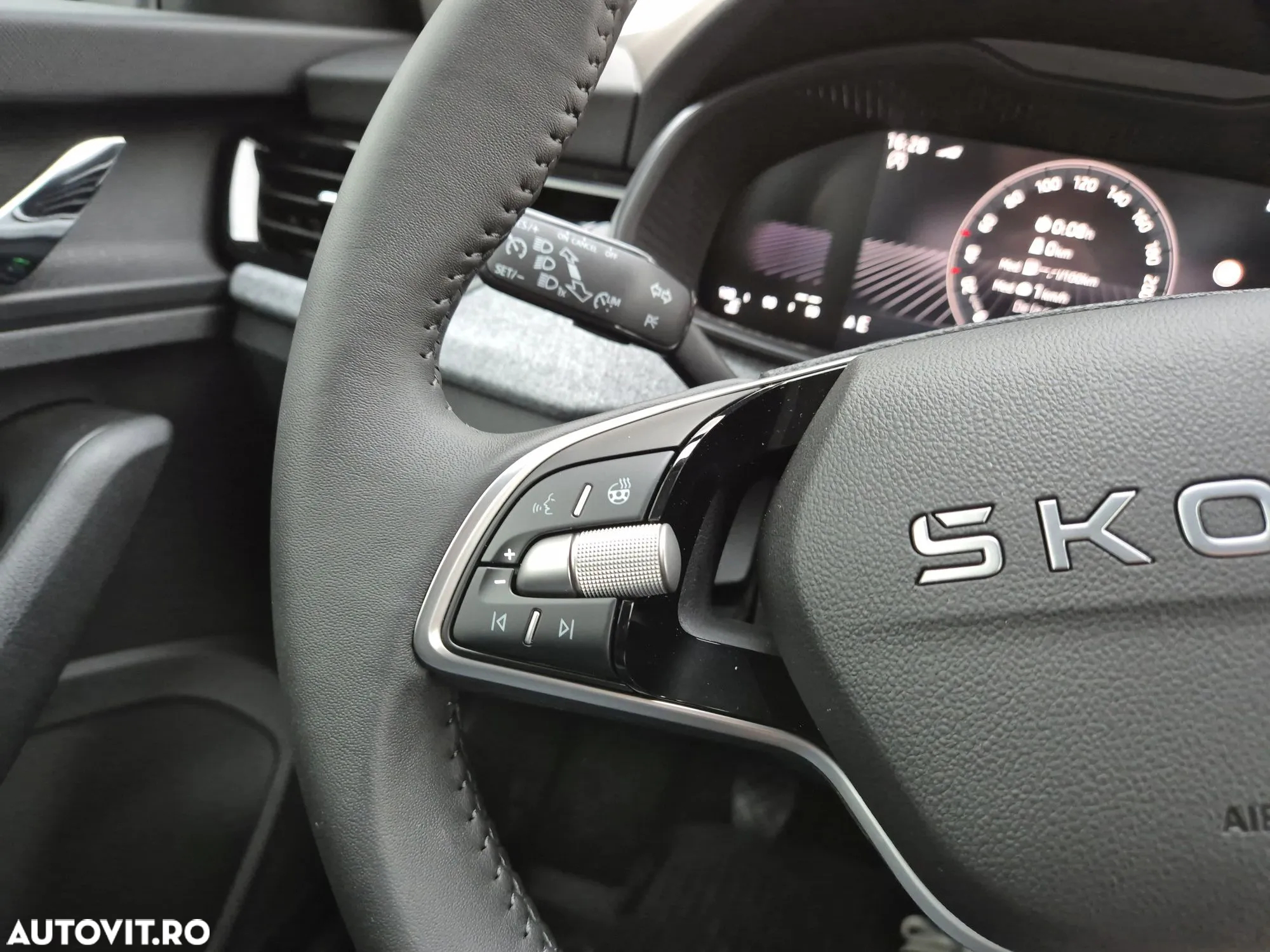 Skoda Kamiq 1.0 TSI Selection - 17