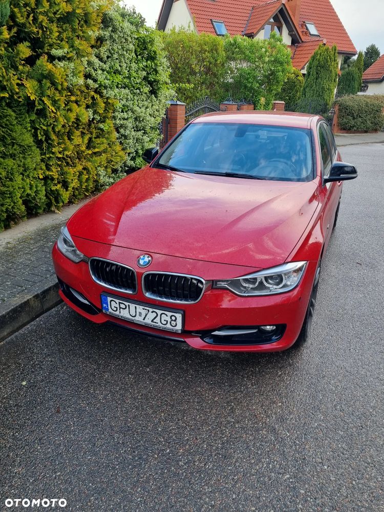 BMW Seria 3 328i xDrive Sport Line - 1