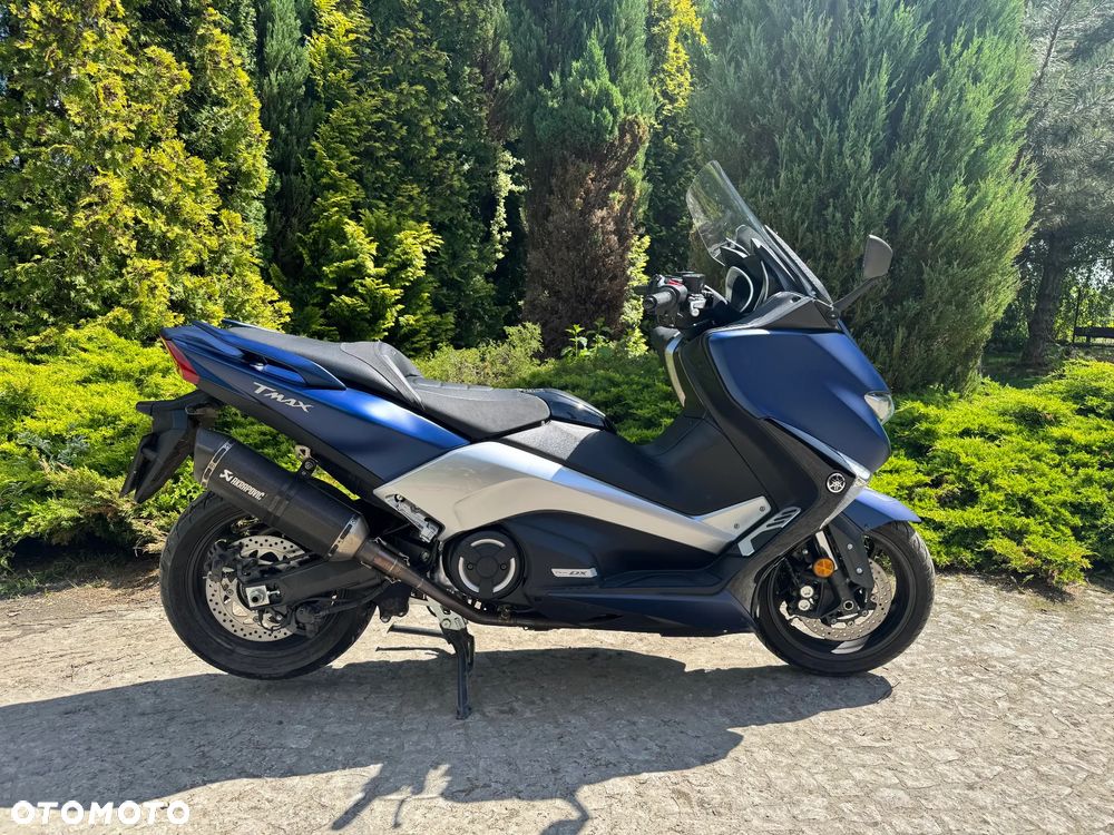Yamaha Tmax - 12