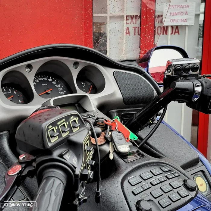 Honda Goldwing 1800 c/ Reboque - 23