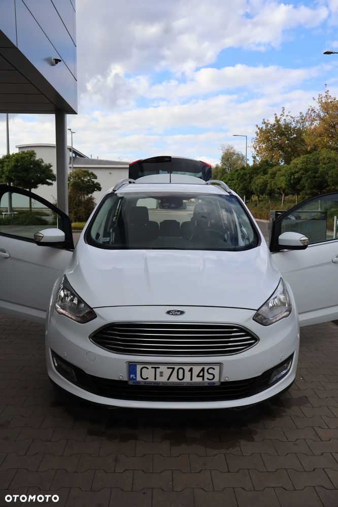 Ford Grand C-MAX - 16