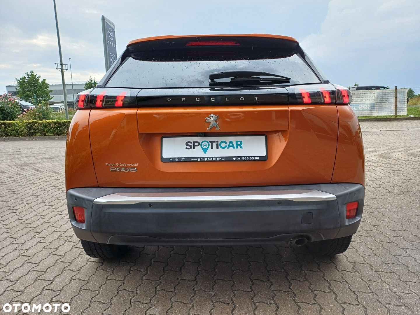 Peugeot 2008 1.2 PureTech Allure S&S - 5
