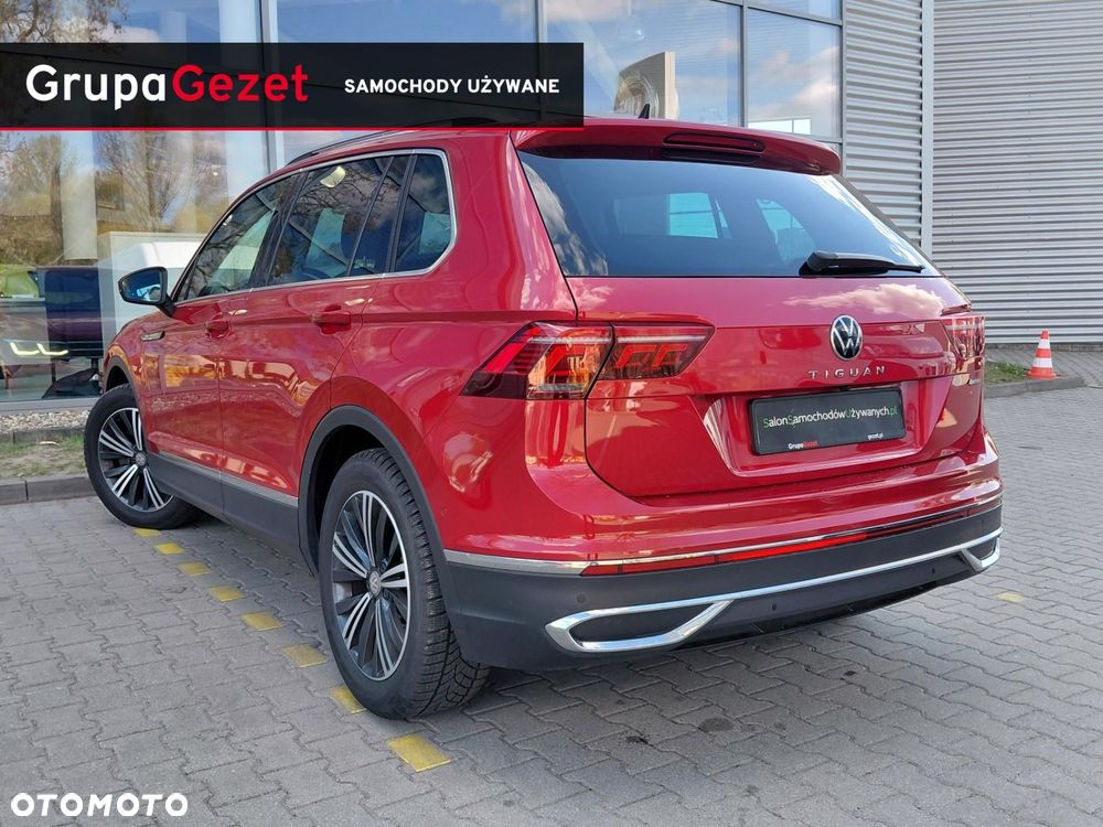 Volkswagen Tiguan 2.0 TSI 4Mot Elegance DSG - 5