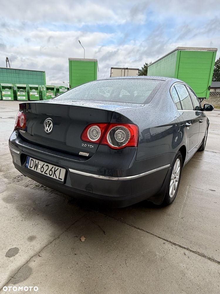 Volkswagen Passat 2.0 TDI DPF 4Mot Comfortline - 6