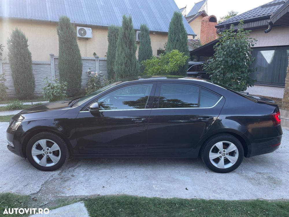 Skoda Octavia - 3