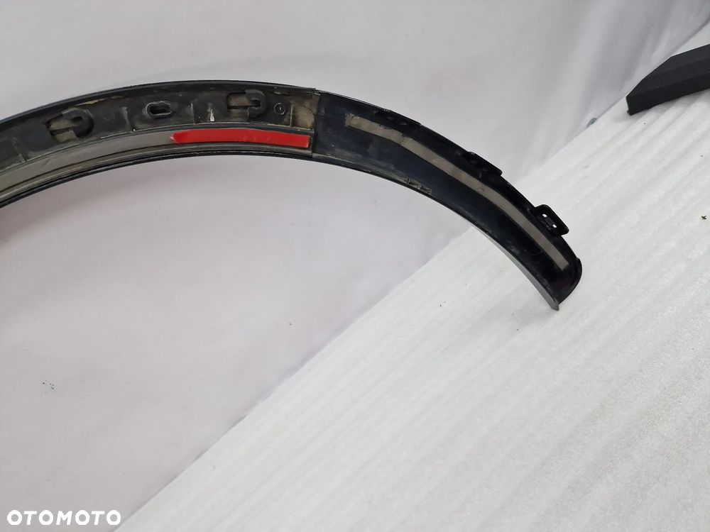AUDI Q3 8U0 11-18 PRAWA TYLNA TYLNIA TYŁ LISTWA NA BŁOTNIK , NR 8U0853818 / 8U0853818A / 8U0853818B , NR AUKCJI NLB115 - 22
