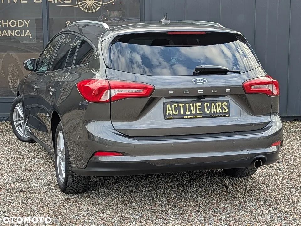 Ford Focus 1.5 EcoBlue Start-Stopp-System TITANIUM - 12