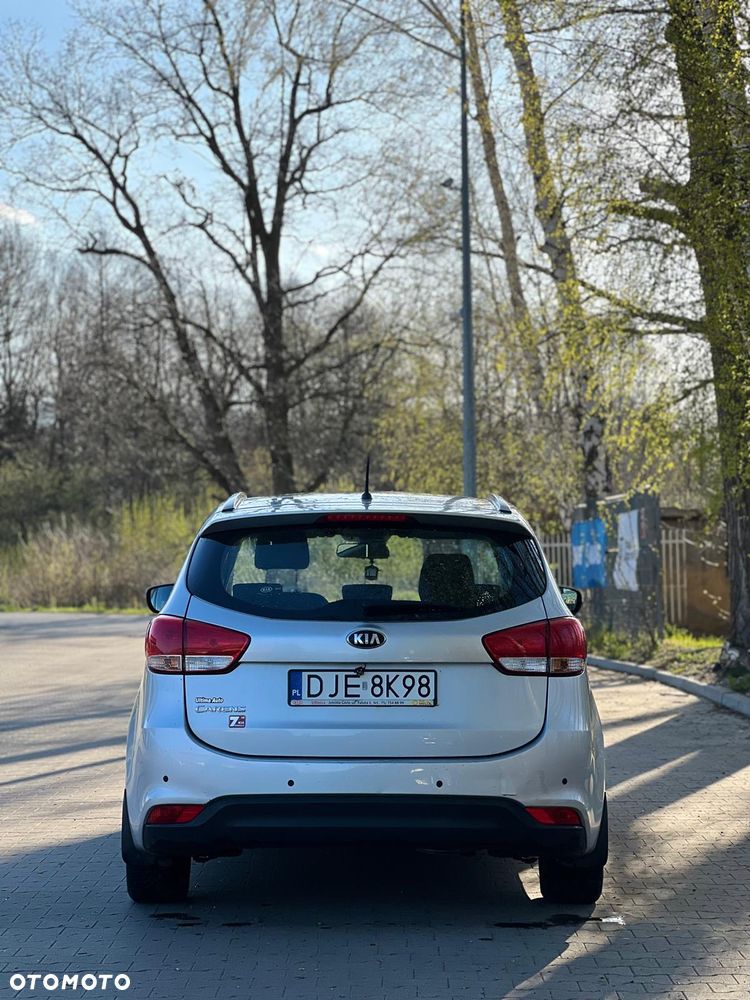Kia Carens 1.6 GDI M EU6 - 5