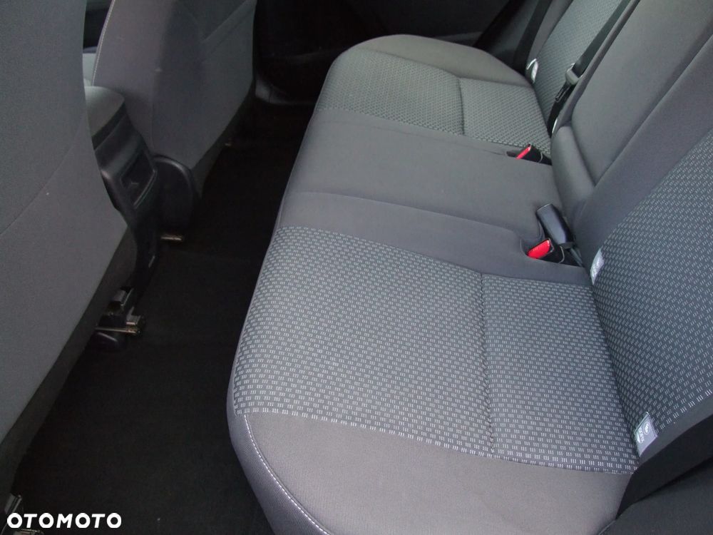 Toyota Corolla 1.6 Comfort - 6