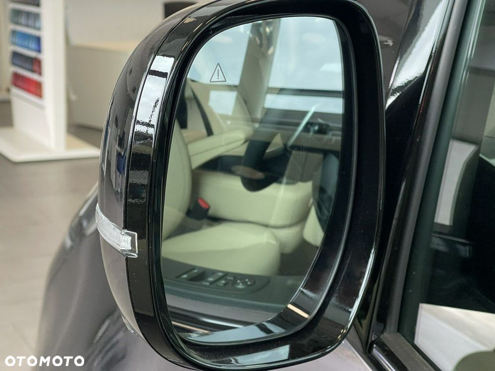 Hyundai Staria - 27