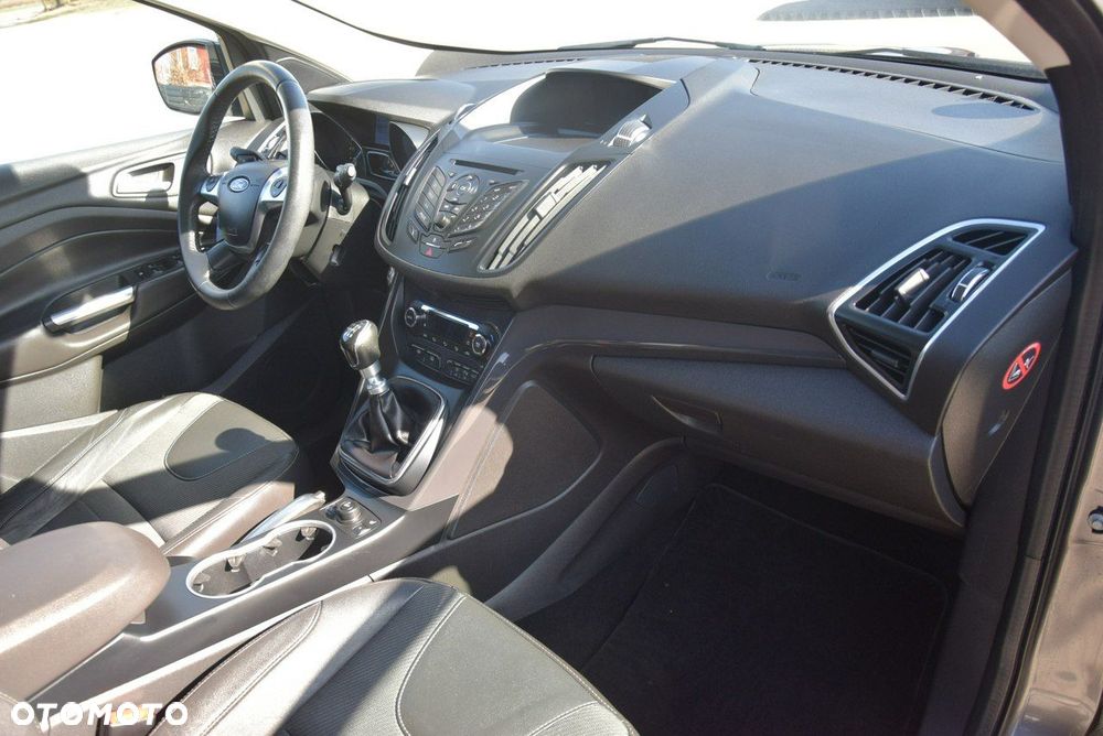 Ford Kuga 2.0 TDCi 4WD Titanium - 22