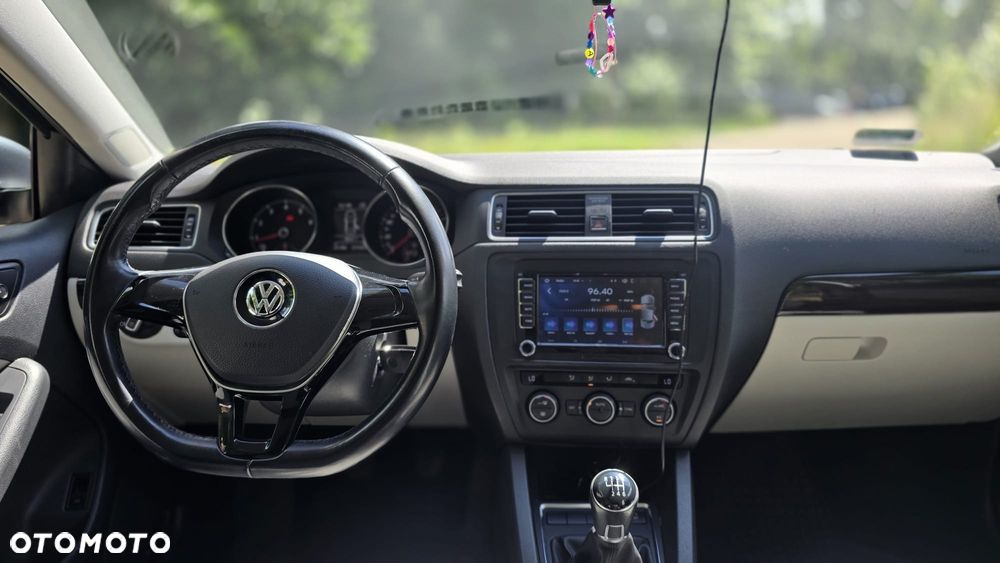 Volkswagen Jetta 1.4 TSI BMT Comfortline - 10