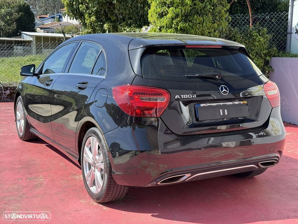 Mercedes-Benz A 180 d Urban - 4