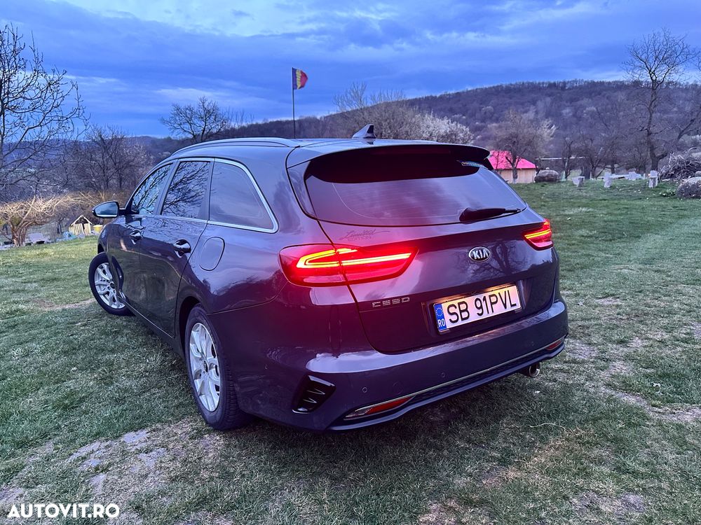 Kia Ceed 1.4 T-GDI DCT OPF Spirit - 12