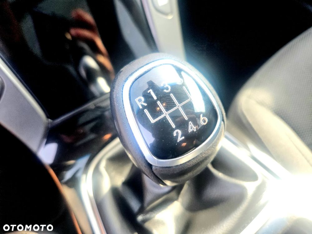 Hyundai i40 Kombi 2.0 Premium - 40