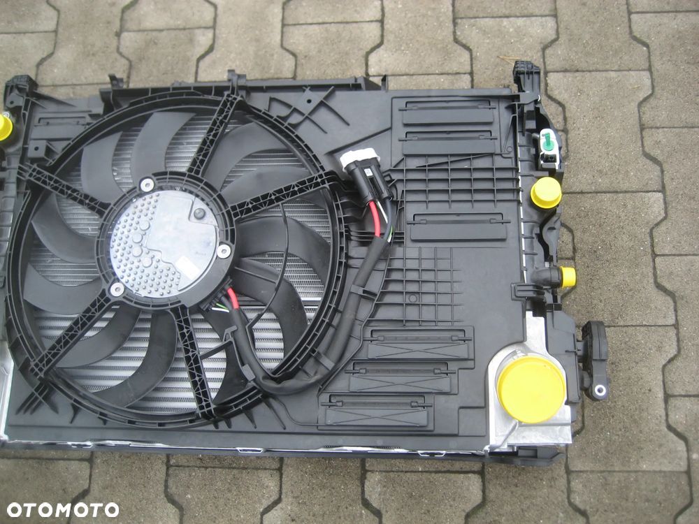 bmw 2 u06 x1 u11 f70 mini f65 22-26r benzyna chłodnica wody wentylator 5a7ee95 1999 5yy1380b 4a10605 wersja usa - 7