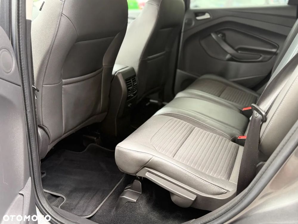Ford Kuga 2.0 TDCi 4x2 Titanium - 13