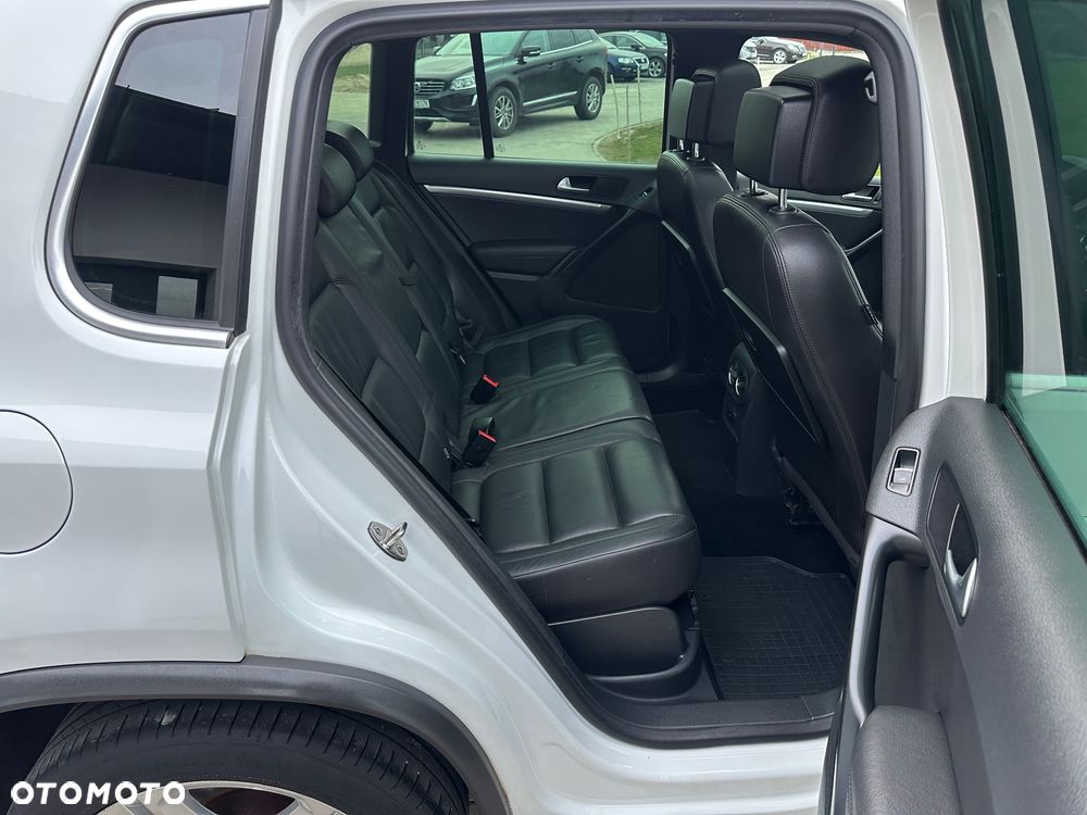 Volkswagen Tiguan 2.0 TDI Perfectline R-Style - 28