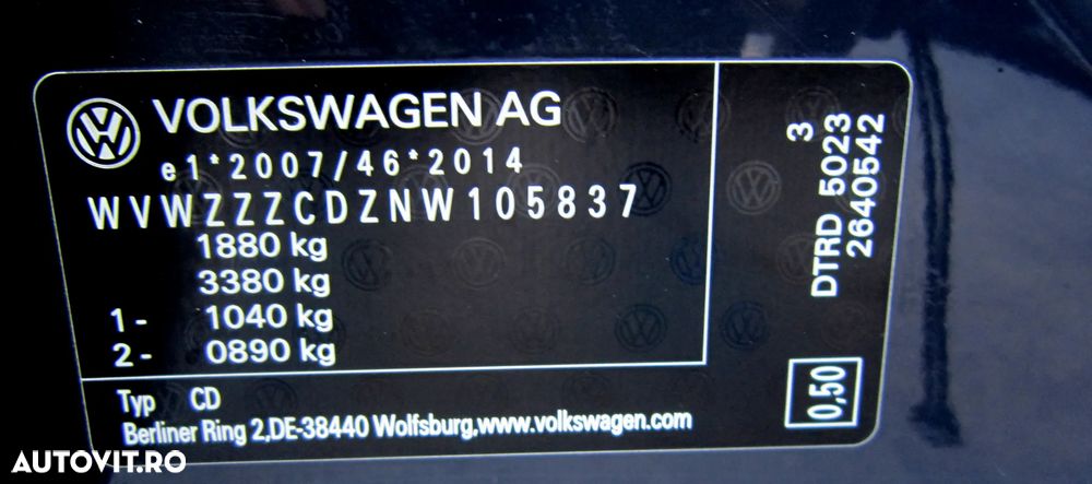 Volkswagen Golf - 28