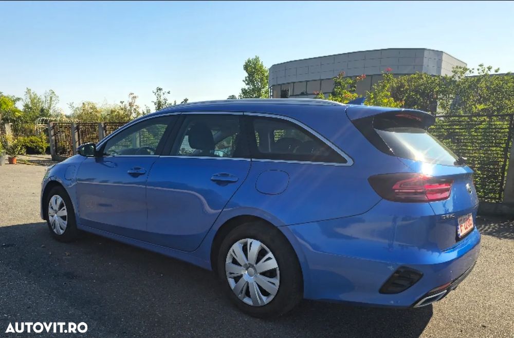 Kia Ceed - 4
