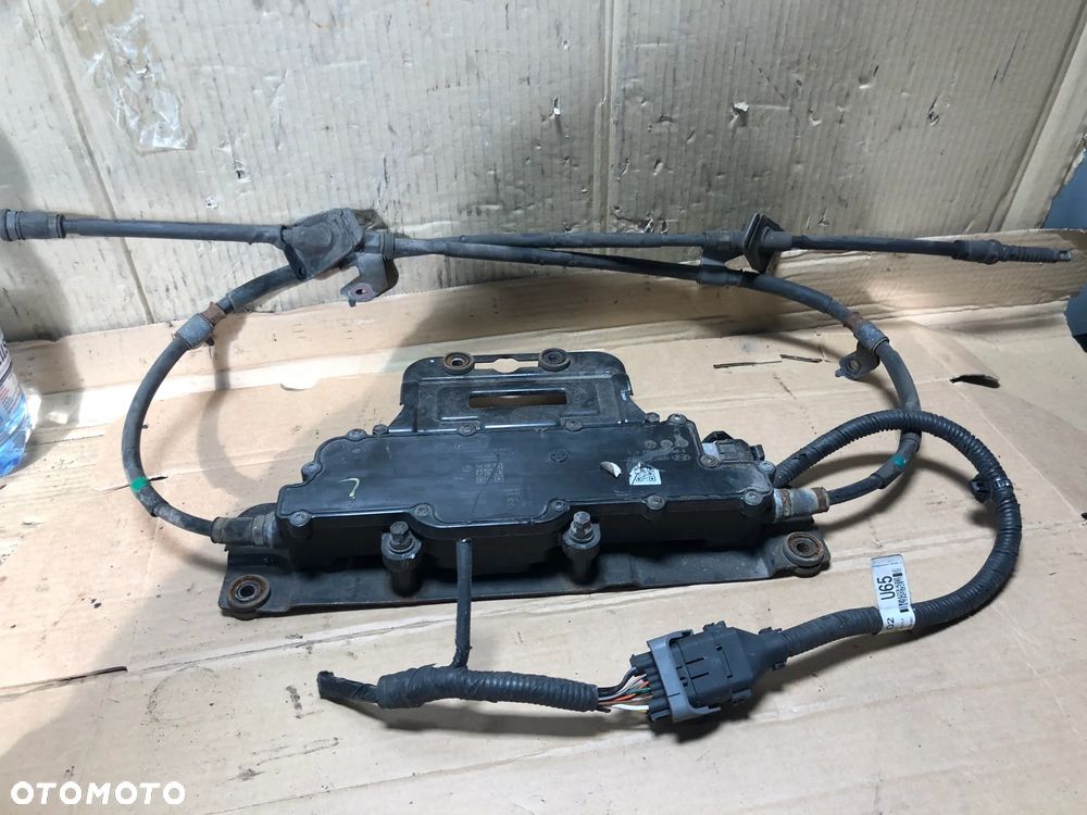 MECHANIZM  HAMULCA RECZNEGO ELEKTRYCZNY KIA SORENTO III 59700-C5630  59700-C5600 gwarancja!!! - 1