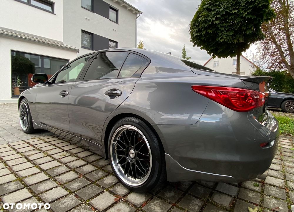 Infiniti Q50 - 25